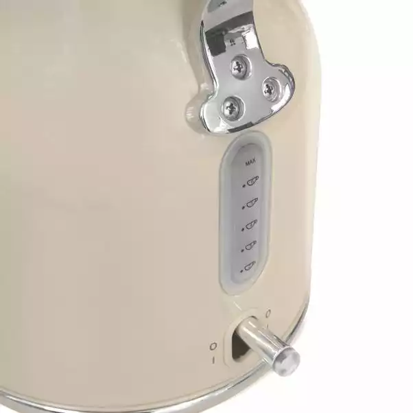 Dunelm Retro 1.7L 3KW Cream Jug Kettle 2 Dunelm Retro 1.7L 3KW Cream Jug Kettle - Image 2