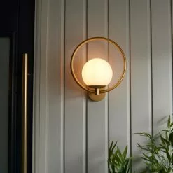 Dunelm Fort Halo Gold Frosted Glass Outdoor Wall Light -Dunelm Garden Store 30730435 alt04