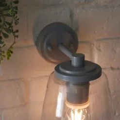 Dunelm Hickory Outdoor Wall Light -Dunelm Garden Store 30731149 alt02