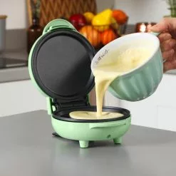 G&P Sorbet Green Mini Snack Maker 5 G&P Sorbet Green Mini Snack Maker -Dunelm Garden Store 30782199 alt03