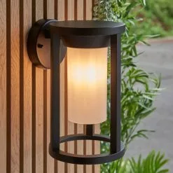 Vogue Lighting Vogue Butler Outdoor Wall Light -Dunelm Garden Store 30789768 alt02