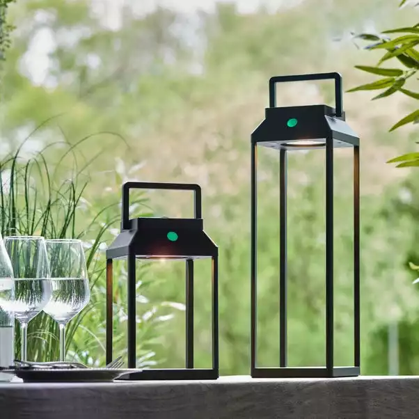 Vogue Lighting Vogue Jaylen 45cm Outdoor Solar USB Table Light 4 Vogue Lighting Vogue Jaylen 45cm Outdoor Solar USB Table Light - Image 4