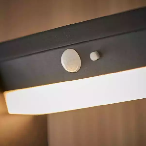 Vogue Lighting Vogue Callen 80cm Outdoor Solar PIR Floor Light 5 Vogue Lighting Vogue Callen 80cm Outdoor Solar PIR Floor Light - Image 5